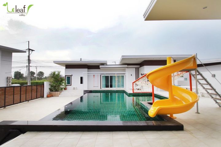 Villa image
