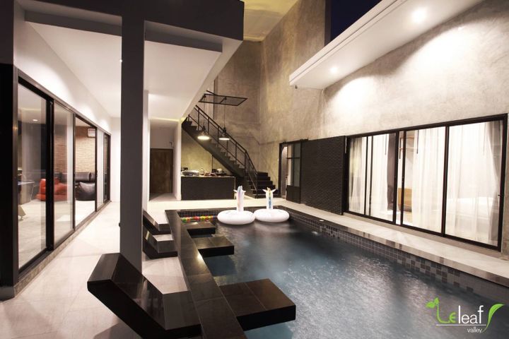 Villa image