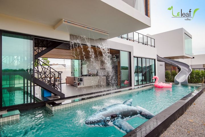 Villa image