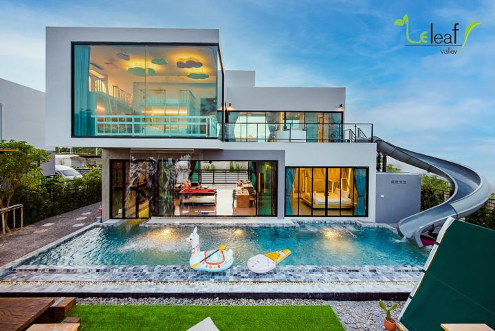 Villa image