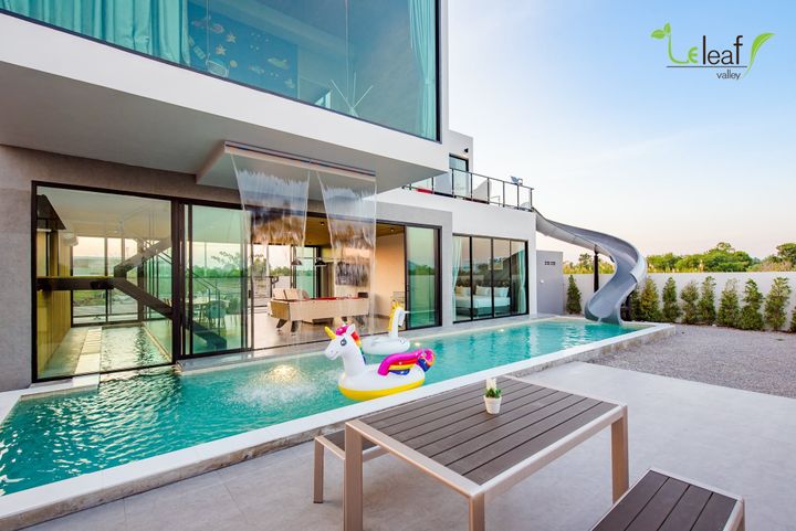 Villa image