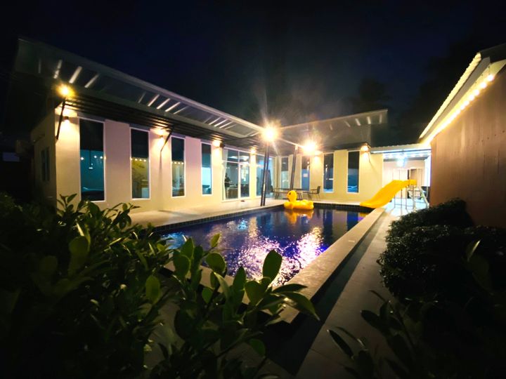 Villa image