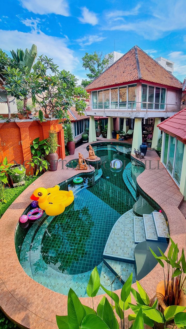 Villa image