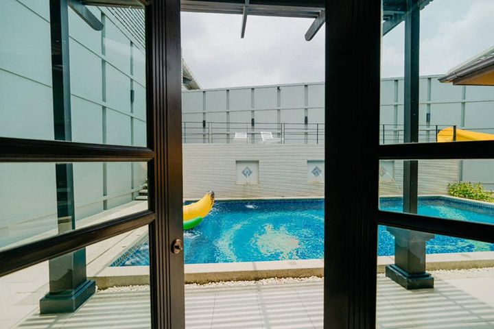 Villa image