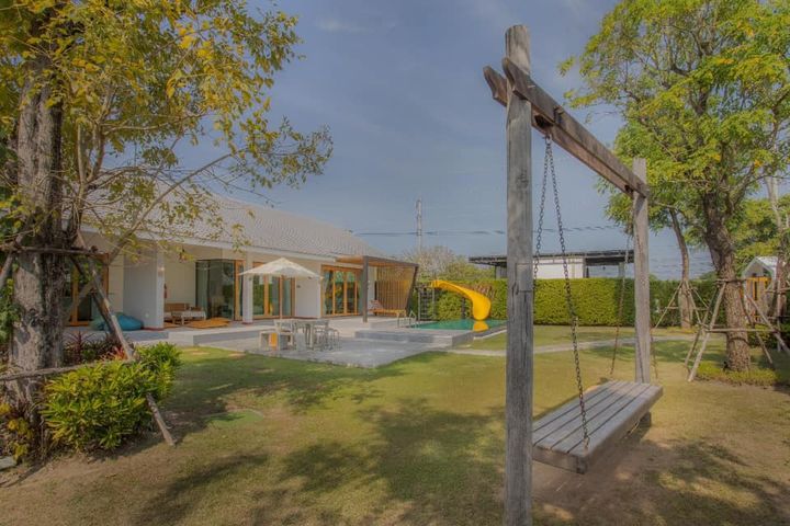 Villa image