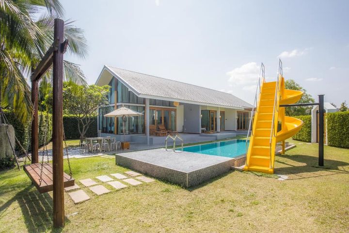 Villa image