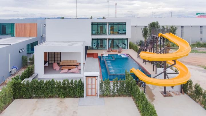 Villa image