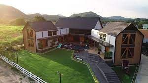 Villa image