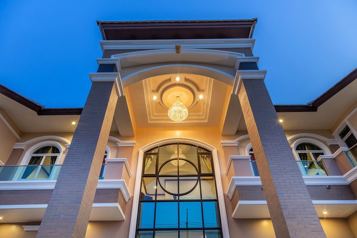 Villa image
