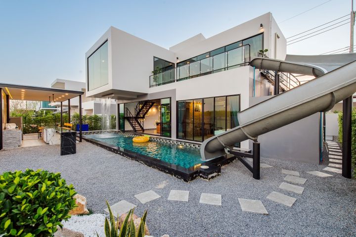Villa image