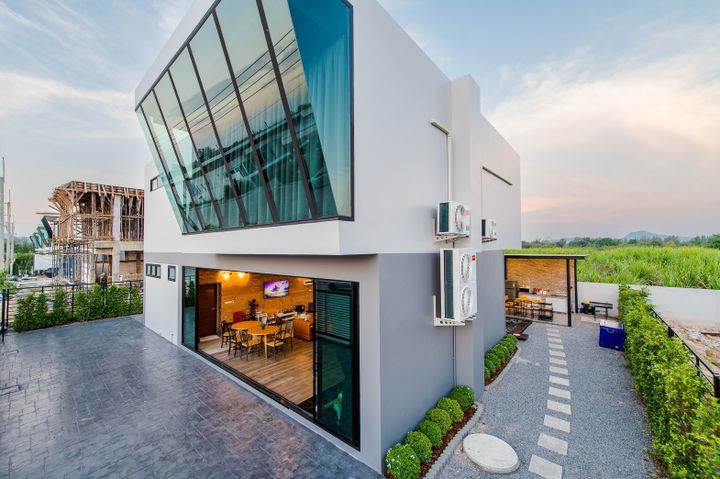 Villa image
