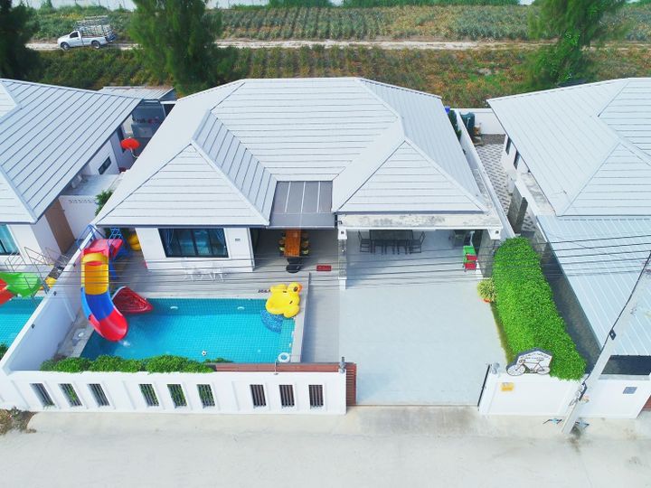 Villa image