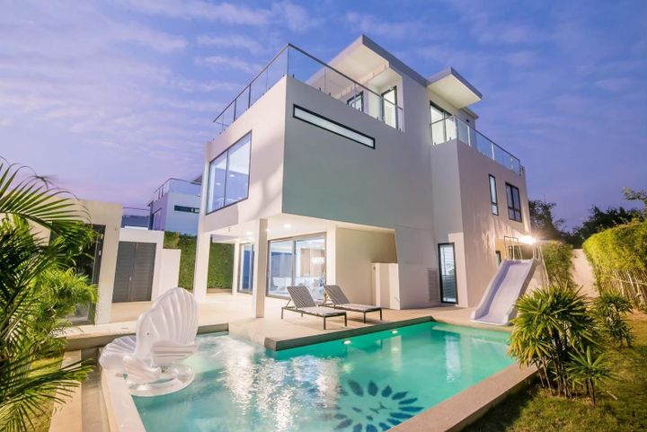 Villa image