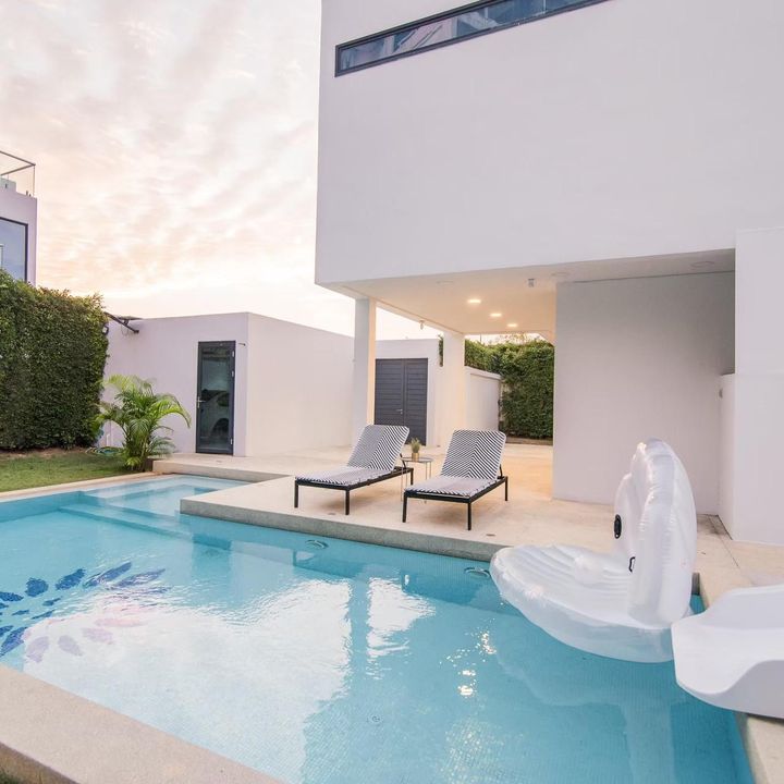 Villa image