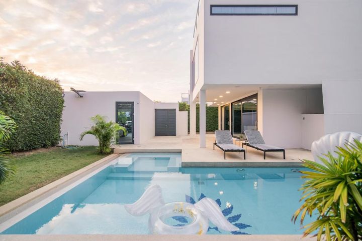 Villa image