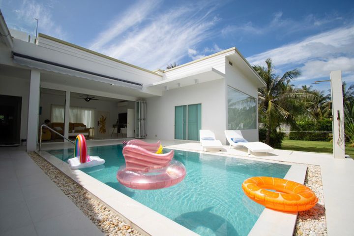 Villa image