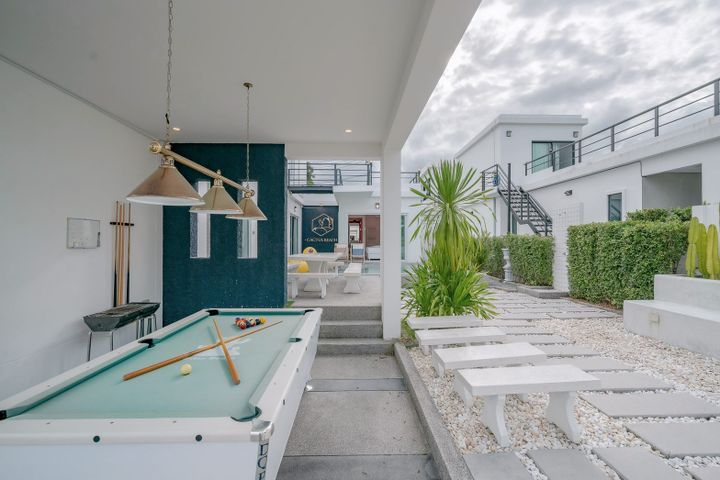 Villa image