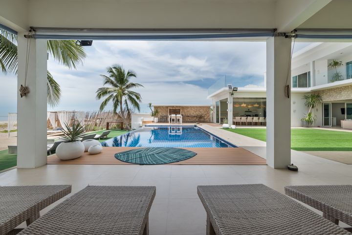 Villa image