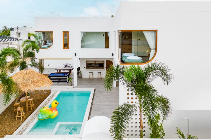 Villa image