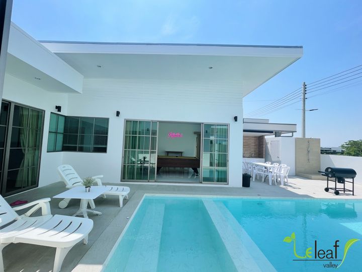 Villa image