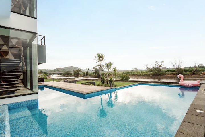 Villa image